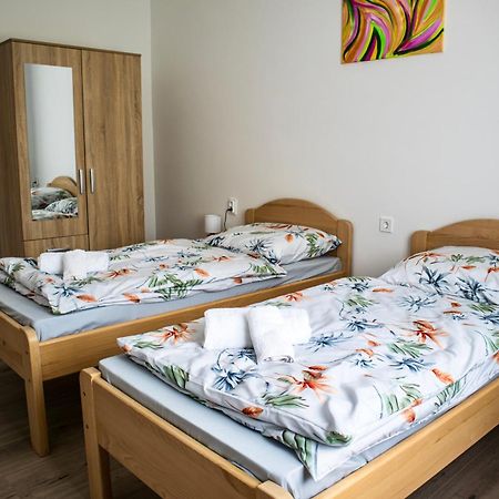 Izisz Apartman Matraterenye Exterior photo