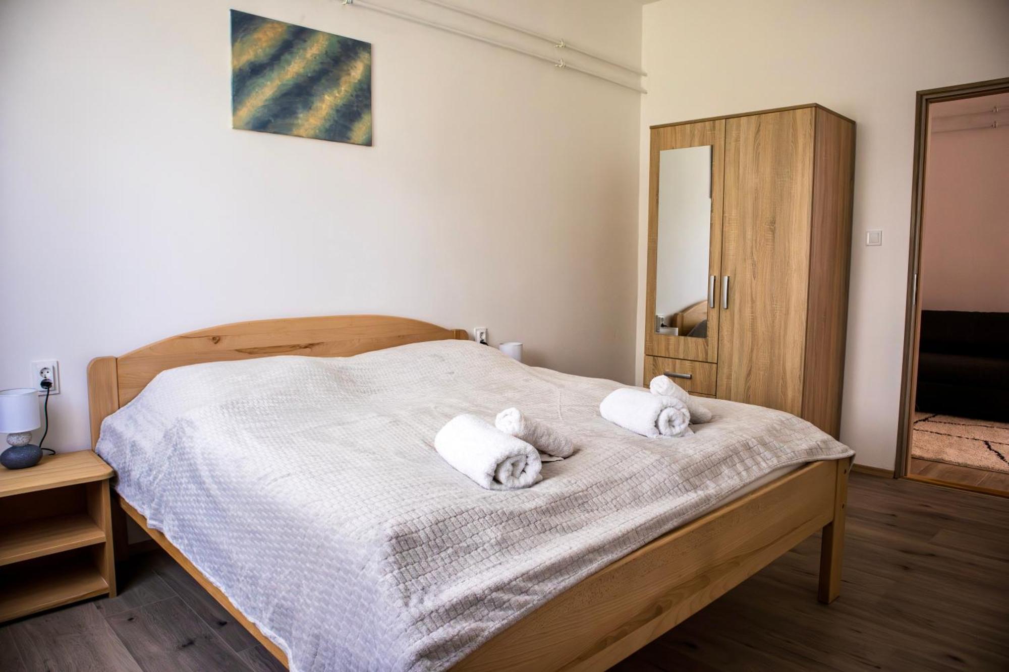 Izisz Apartman Matraterenye Exterior photo
