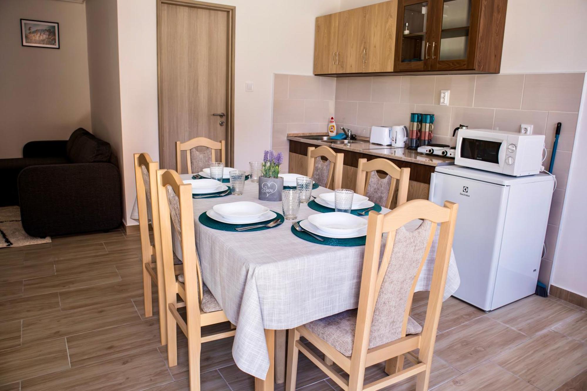 Izisz Apartman Matraterenye Exterior photo