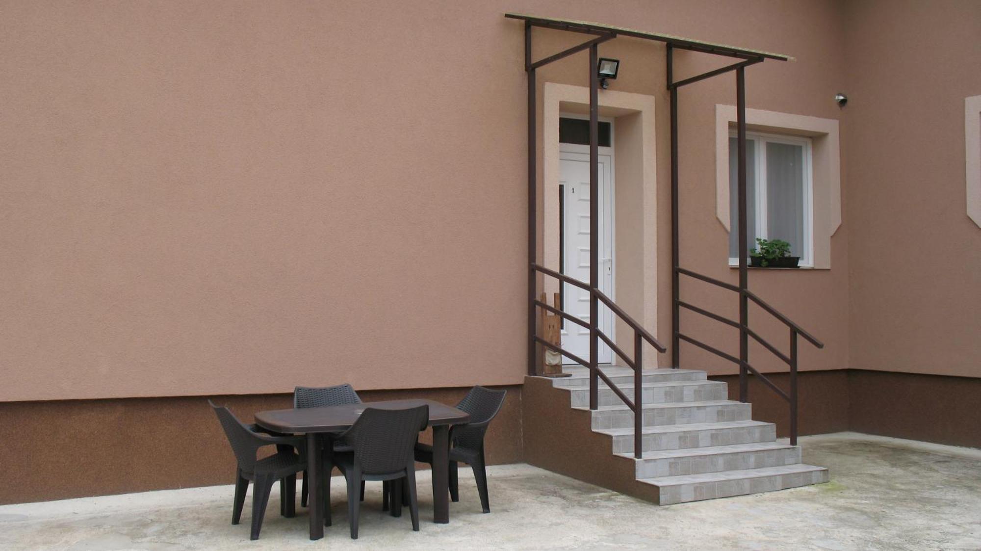 Izisz Apartman Matraterenye Exterior photo